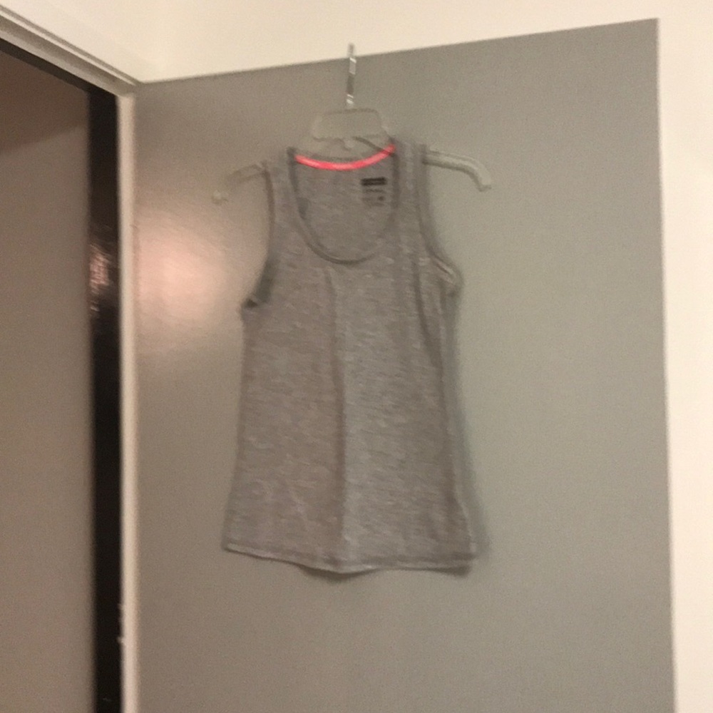 XS New Balance Top